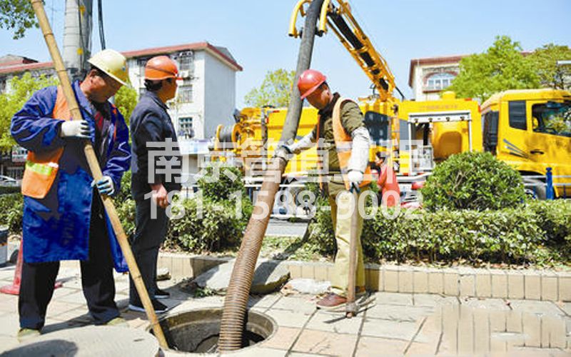 214钟山矿小区抽污水