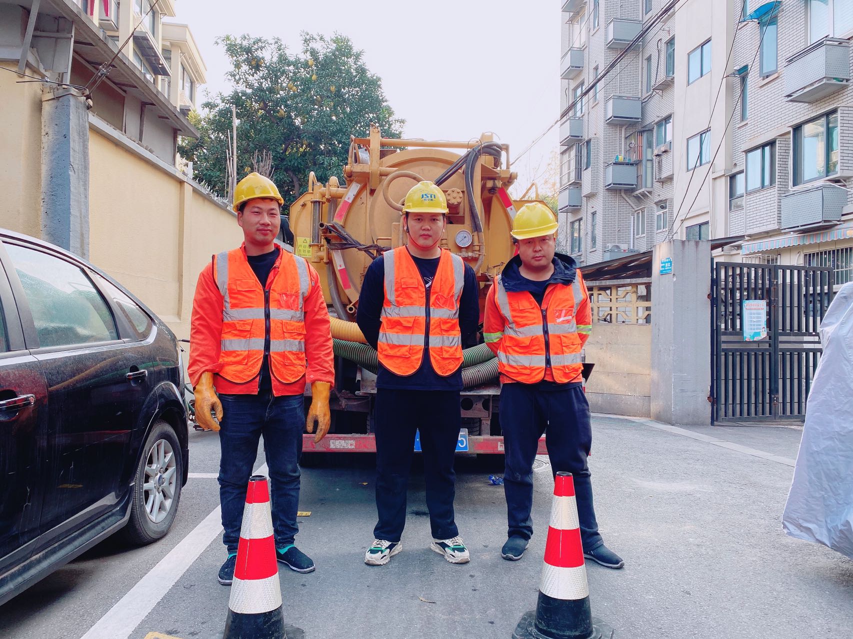 钟山矿南京某小区管道清淤检测施工
